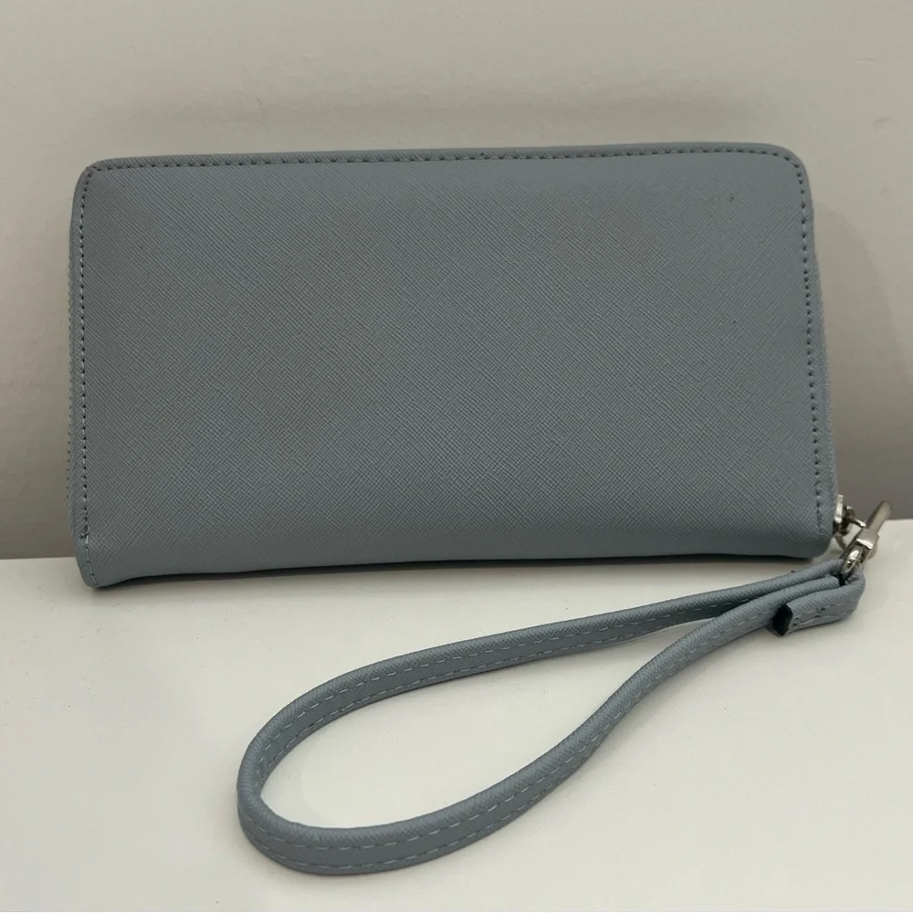 Steve Madden Zip Wristlet Wallet Organizer Light Blue NWOT